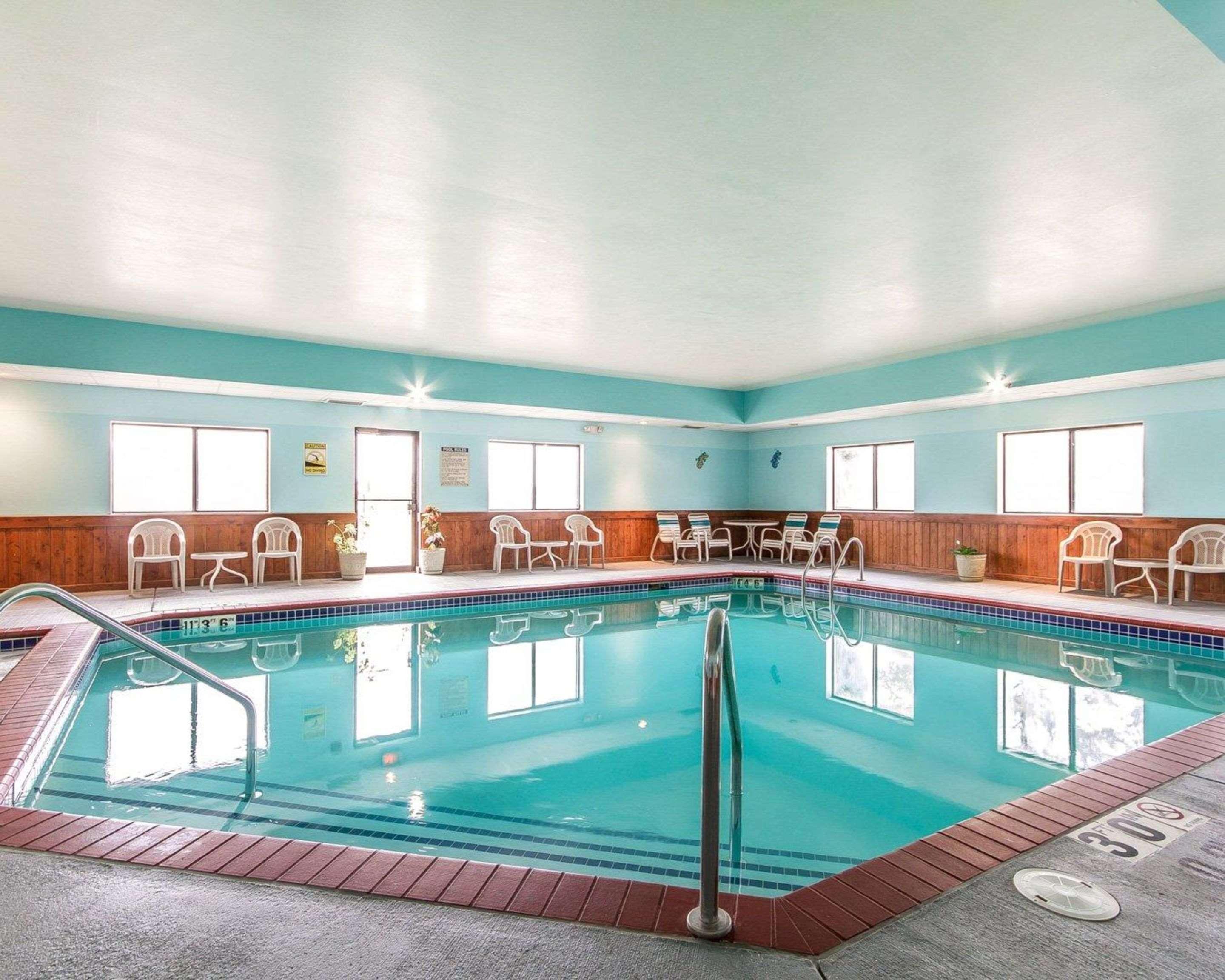 Americinn By Wyndham Reedsburg Dış mekan fotoğraf