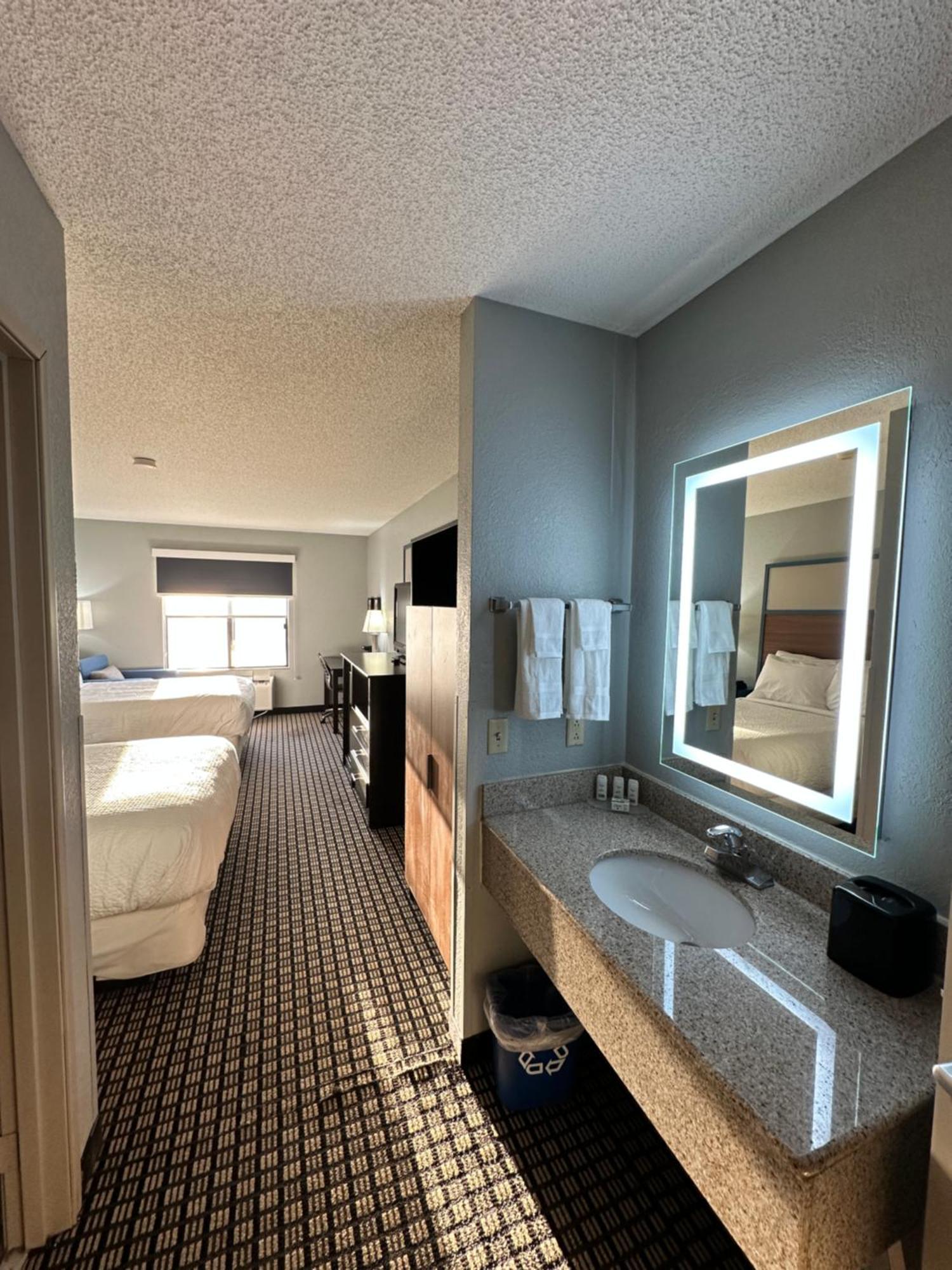 Americinn By Wyndham Reedsburg Dış mekan fotoğraf